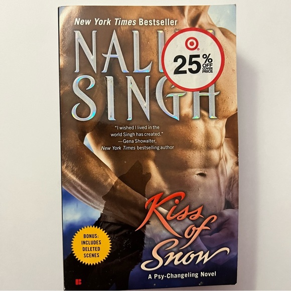 Kiss Of Snow by Nalini Singh - Picture 1 of 2